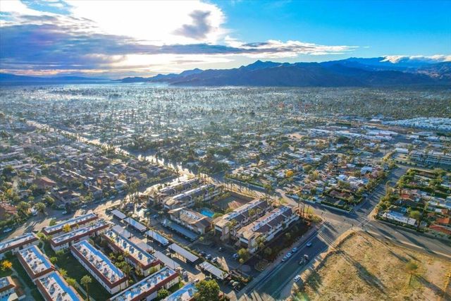 470 S Calle Encilia B14, Palm Springs, CA 92262