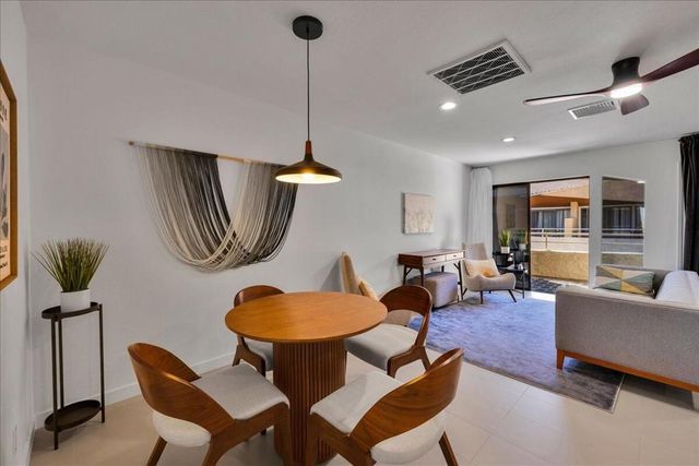 470 S Calle Encilia B14, Palm Springs, CA 92262