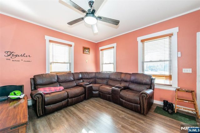 27-29 Willard Street, Pompton Lakes, NJ 07442