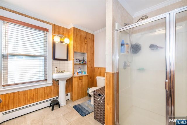 27-29 Willard Street, Pompton Lakes, NJ 07442