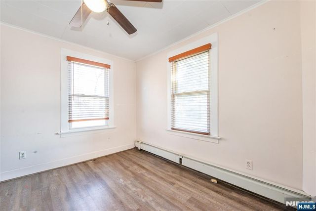 27-29 Willard Street, Pompton Lakes, NJ 07442