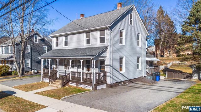 27-29 Willard Street, Pompton Lakes, NJ 07442