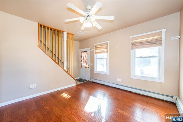 27-29 Willard Street, Pompton Lakes, NJ 07442