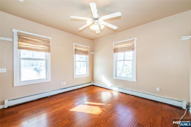 27-29 Willard Street, Pompton Lakes, NJ 07442