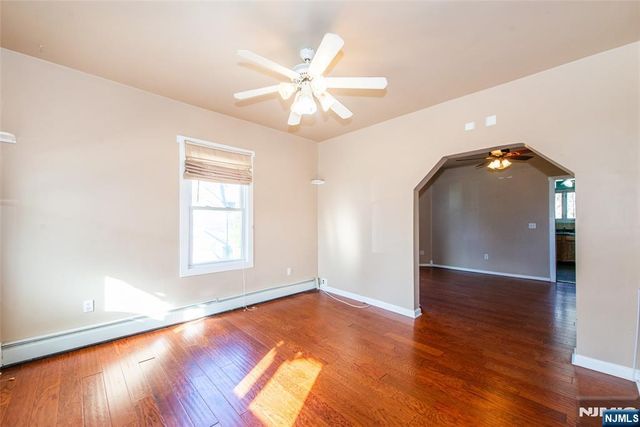 27-29 Willard Street, Pompton Lakes, NJ 07442