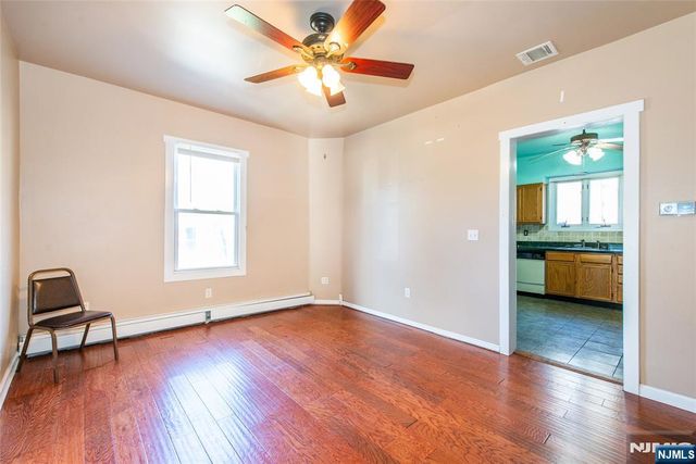 27-29 Willard Street, Pompton Lakes, NJ 07442