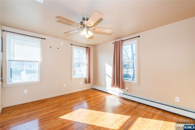 27-29 Willard Street, Pompton Lakes, NJ 07442