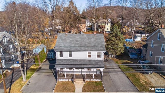 27-29 Willard Street, Pompton Lakes, NJ 07442