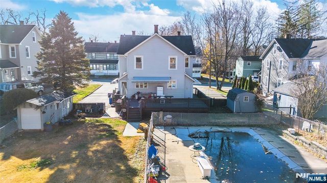 27-29 Willard Street, Pompton Lakes, NJ 07442