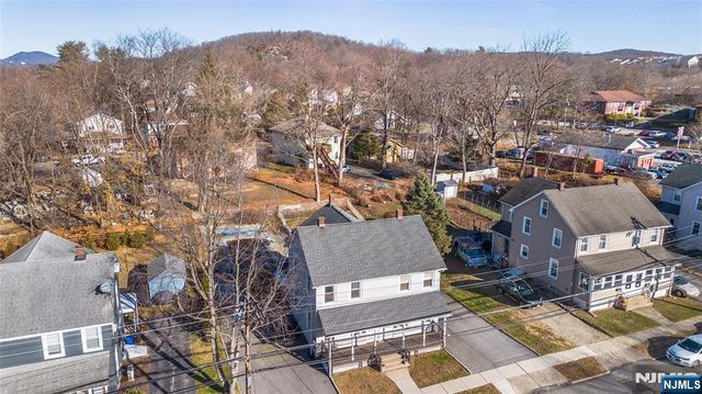 27-29 Willard Street, Pompton Lakes, NJ 07442