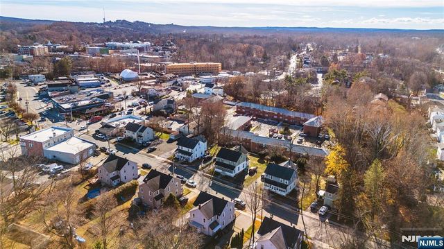 27-29 Willard Street, Pompton Lakes, NJ 07442