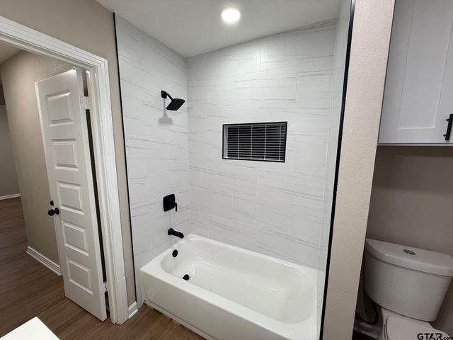 1506 N Summit Ave, Tyler, TX 75702