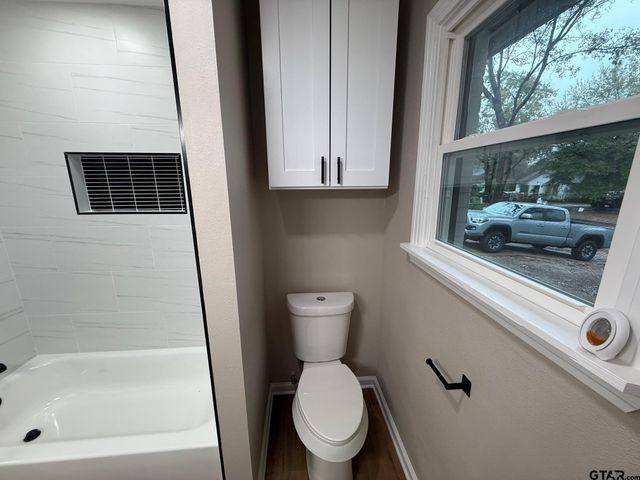 1506 N Summit Ave, Tyler, TX 75702