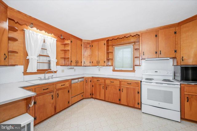 7201 DOGWOOD LN, Middletown, MD 21769