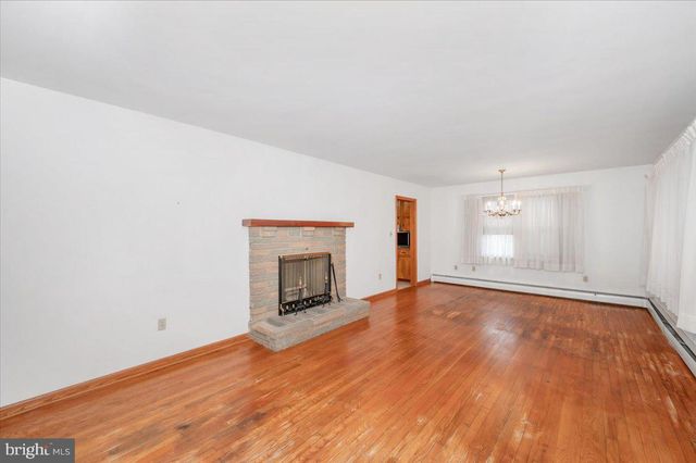 7201 DOGWOOD LN, Middletown, MD 21769