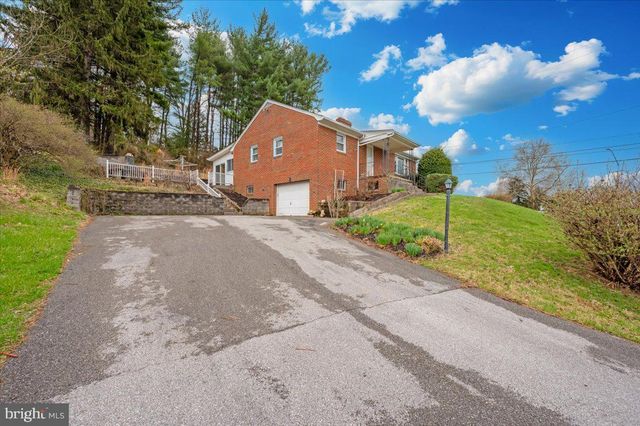 7201 DOGWOOD LN, Middletown, MD 21769