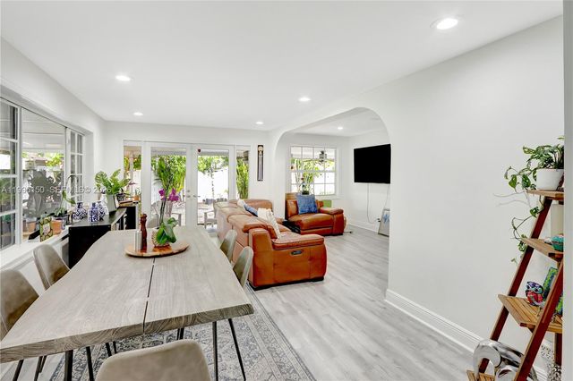 5509 SW 6th St, Miami, FL 33134