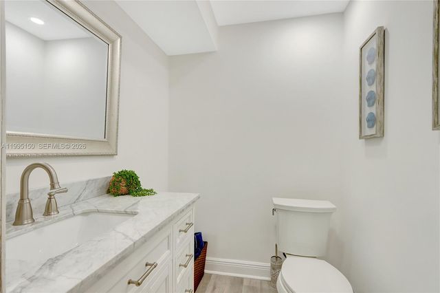 5509 SW 6th St, Miami, FL 33134