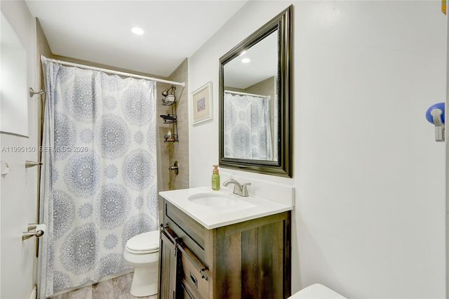 5509 SW 6th St, Miami, FL 33134