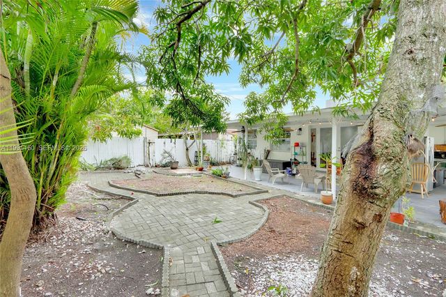 5509 SW 6th St, Miami, FL 33134