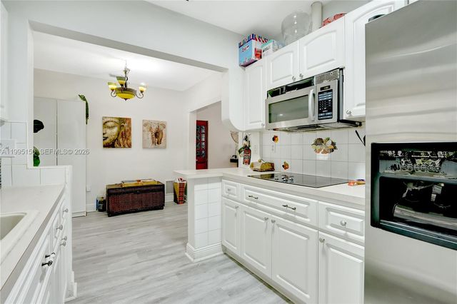 5509 SW 6th St, Miami, FL 33134