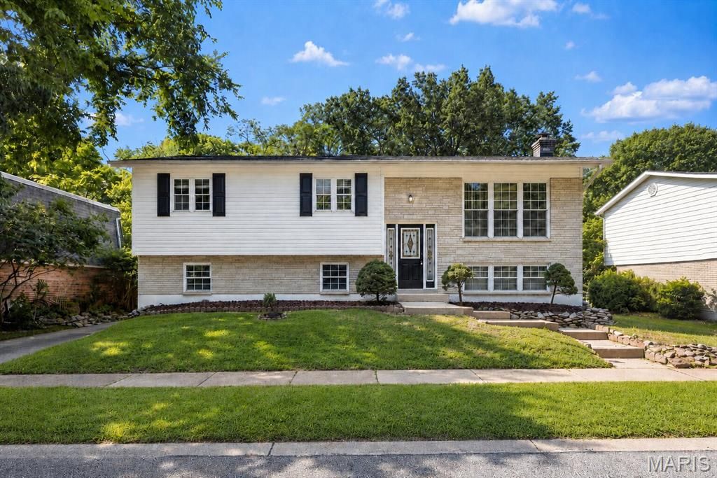 4831 Kerth Drive, Mehlville, MO 63128