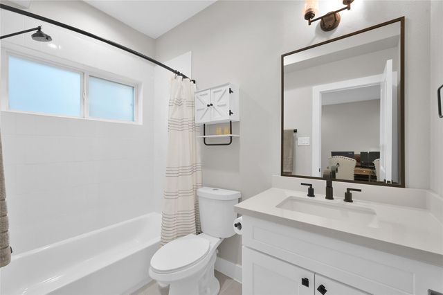 2103 Bevis Street, Houston, TX 77008