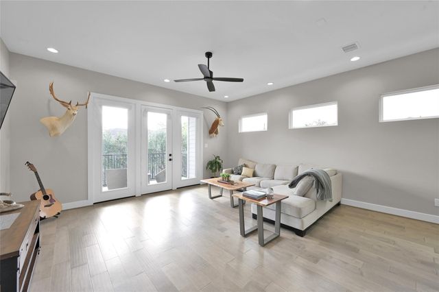 2103 Bevis Street, Houston, TX 77008