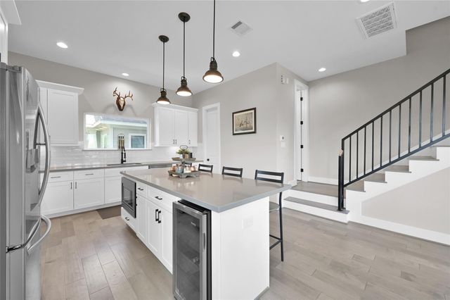 2103 Bevis Street, Houston, TX 77008