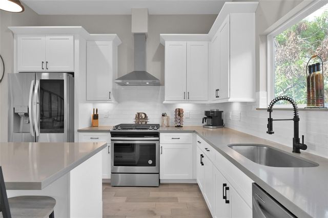 2103 Bevis Street, Houston, TX 77008