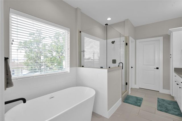 2103 Bevis Street, Houston, TX 77008