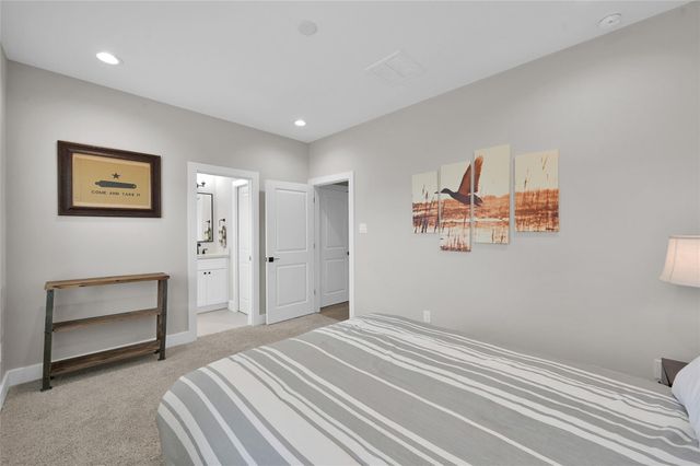 2103 Bevis Street, Houston, TX 77008