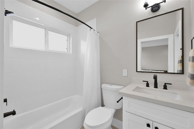 2103 Bevis Street, Houston, TX 77008