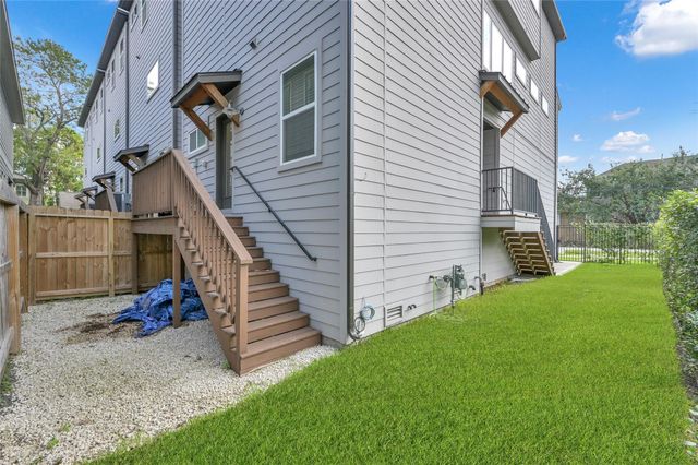 2103 Bevis Street, Houston, TX 77008