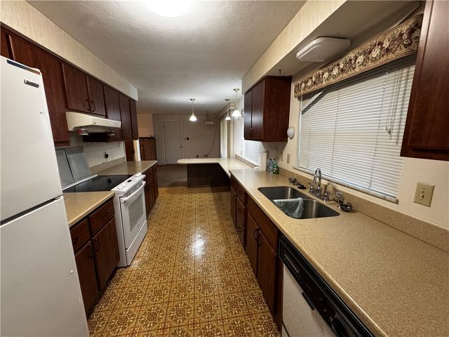 924 Warburton Drive, Trotwood, OH 45426