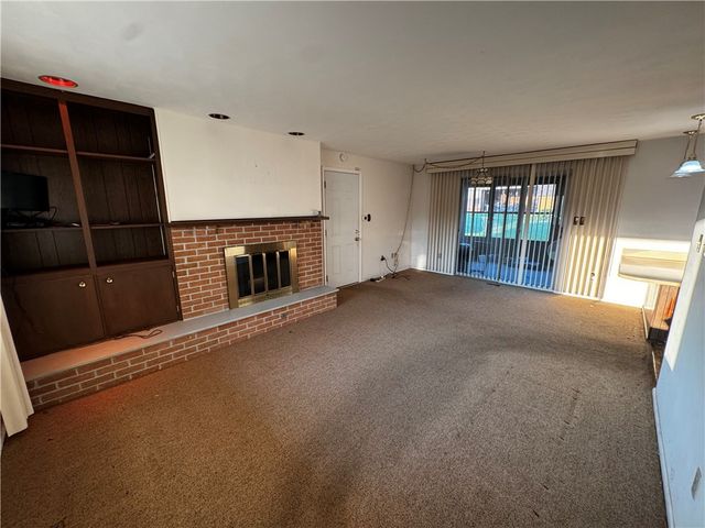 924 Warburton Drive, Trotwood, OH 45426