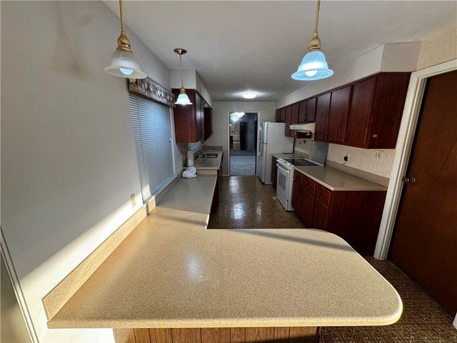 924 Warburton Drive, Trotwood, OH 45426