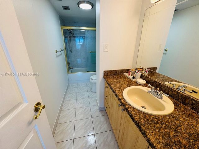 18071 Biscayne Boulevard 1503, Aventura, FL 33160