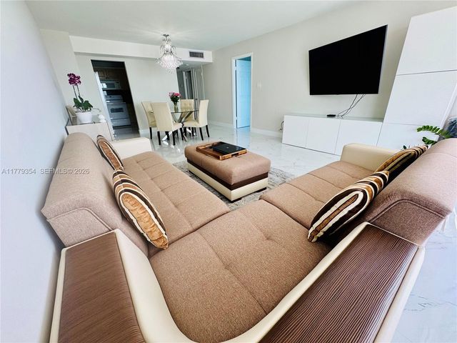 18071 Biscayne Boulevard 1503, Aventura, FL 33160