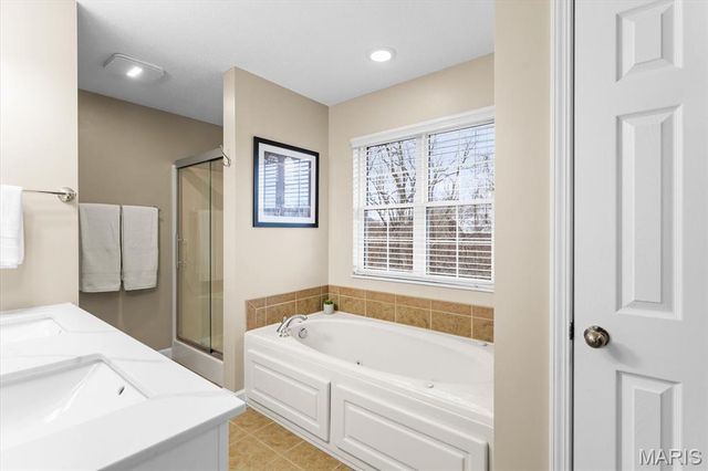 308 Orange Jewel Court, O'fallon, IL 62269