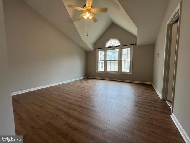 12002 LISA MARIE CT, Fairfax, VA 22033