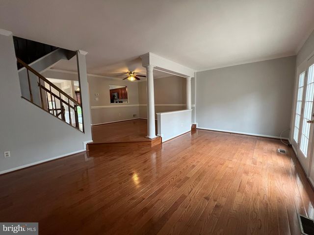 12002 LISA MARIE CT, Fairfax, VA 22033