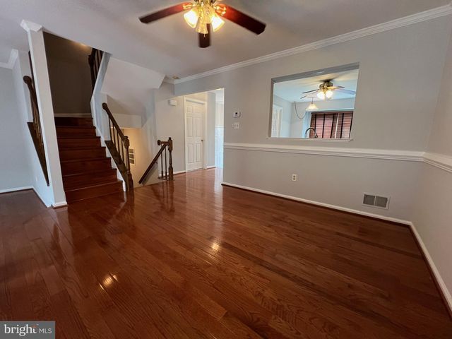 12002 LISA MARIE CT, Fairfax, VA 22033