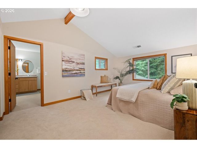 8835 Sw WASHINGTON Dr, Portland, OR 97223