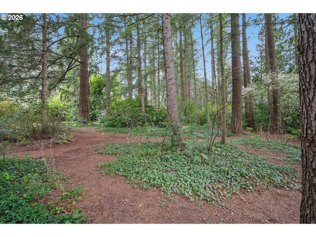 8835 Sw WASHINGTON Dr, Portland, OR 97223