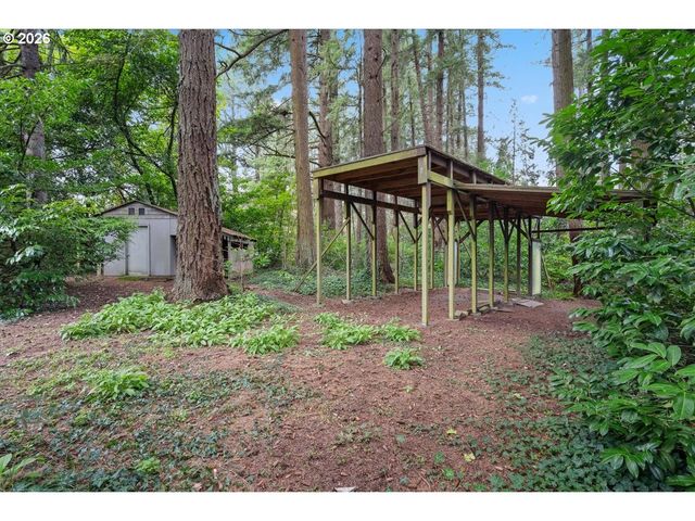 8835 Sw WASHINGTON Dr, Portland, OR 97223