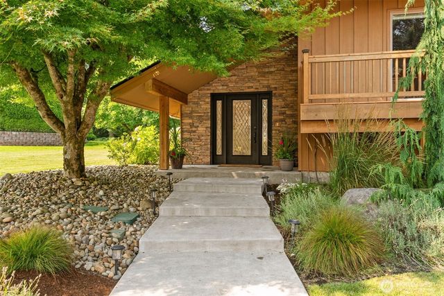 2616 Country Club Court NW, Olympia, WA 98502