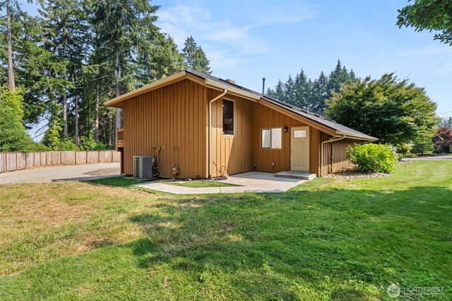 2616 Country Club Court NW, Olympia, WA 98502