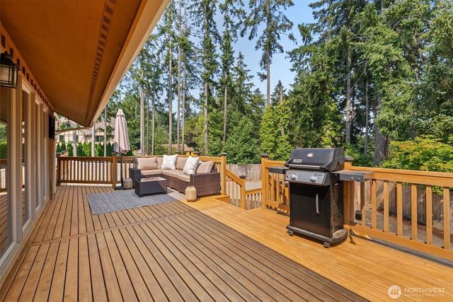 2616 Country Club Court NW, Olympia, WA 98502