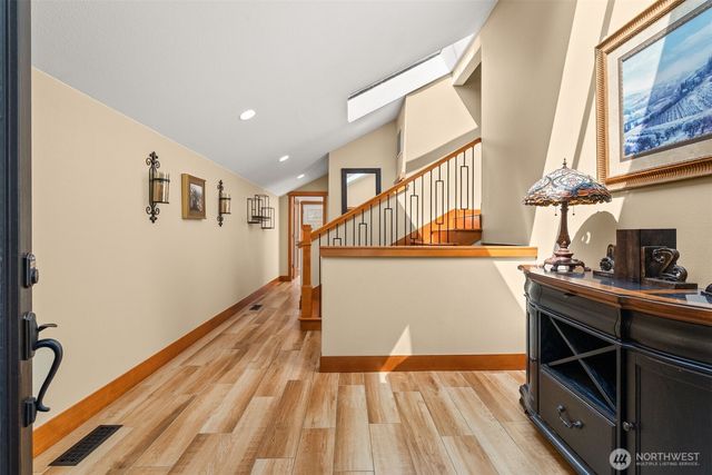 2616 Country Club Court NW, Olympia, WA 98502